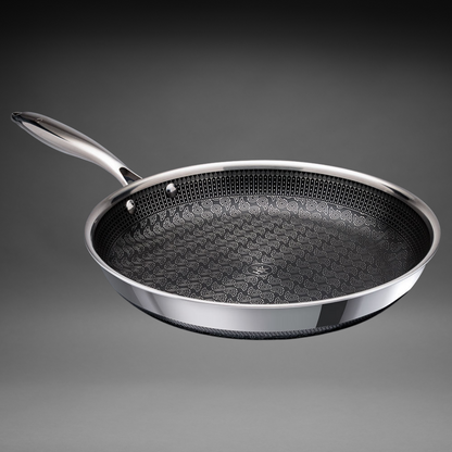 Hybrid 11" Fry Pan With Lid